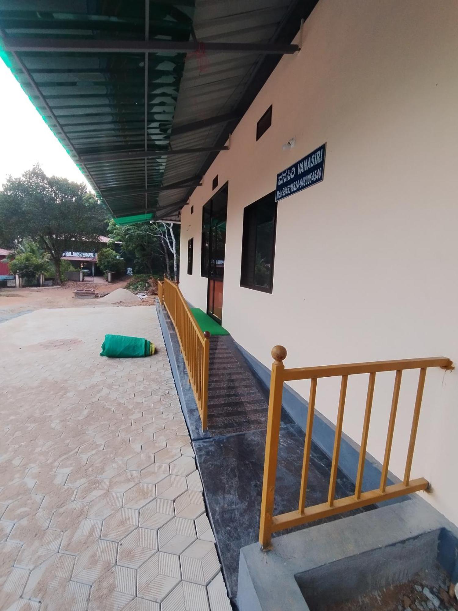 Dharmastala Vanasiri Cottage מראה חיצוני תמונה
